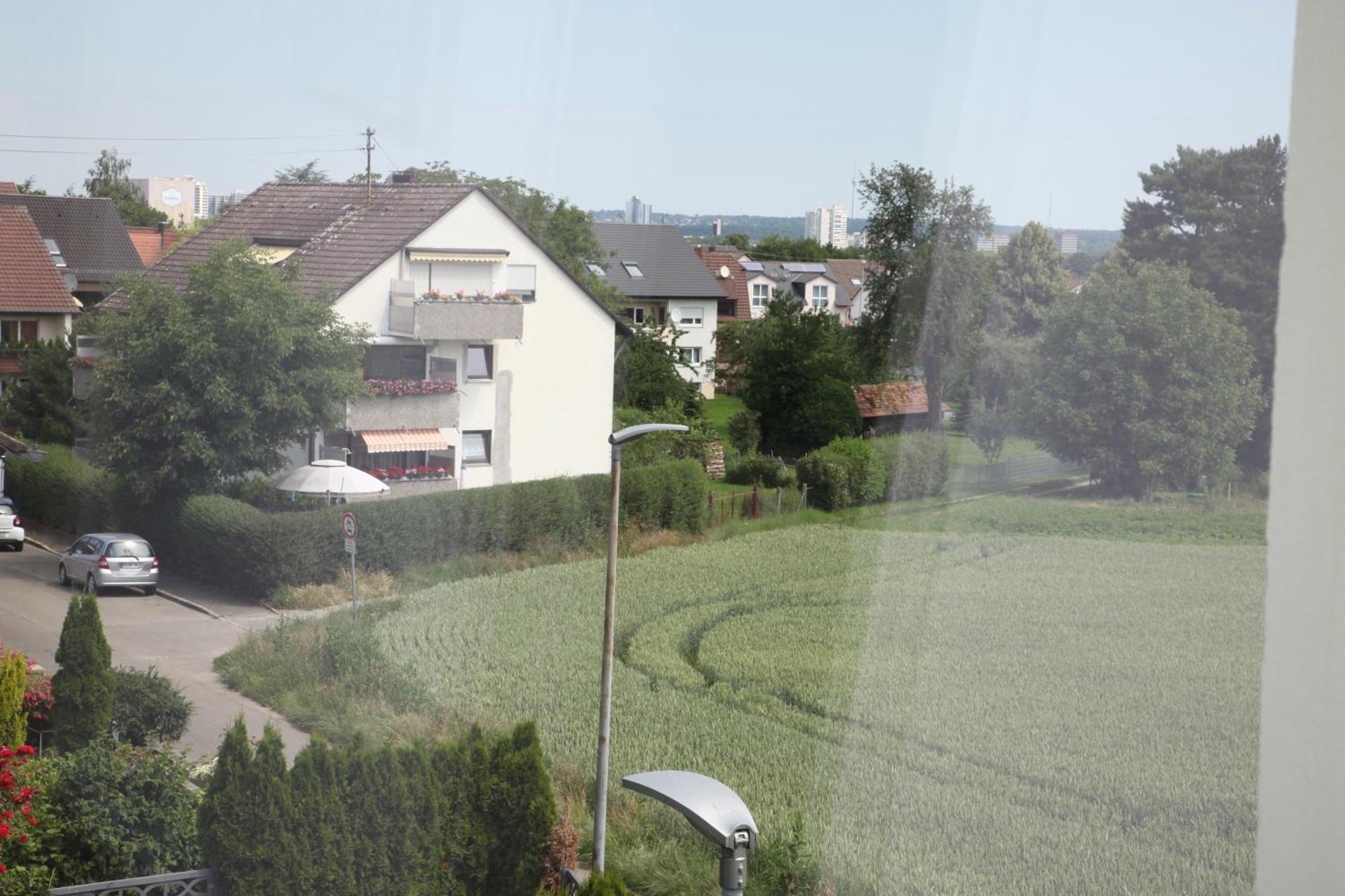Moderne 2 Zimmer Wohnung In Leinfelden In Hervorragender Lage Und Infrastruktur Kültér fotó
